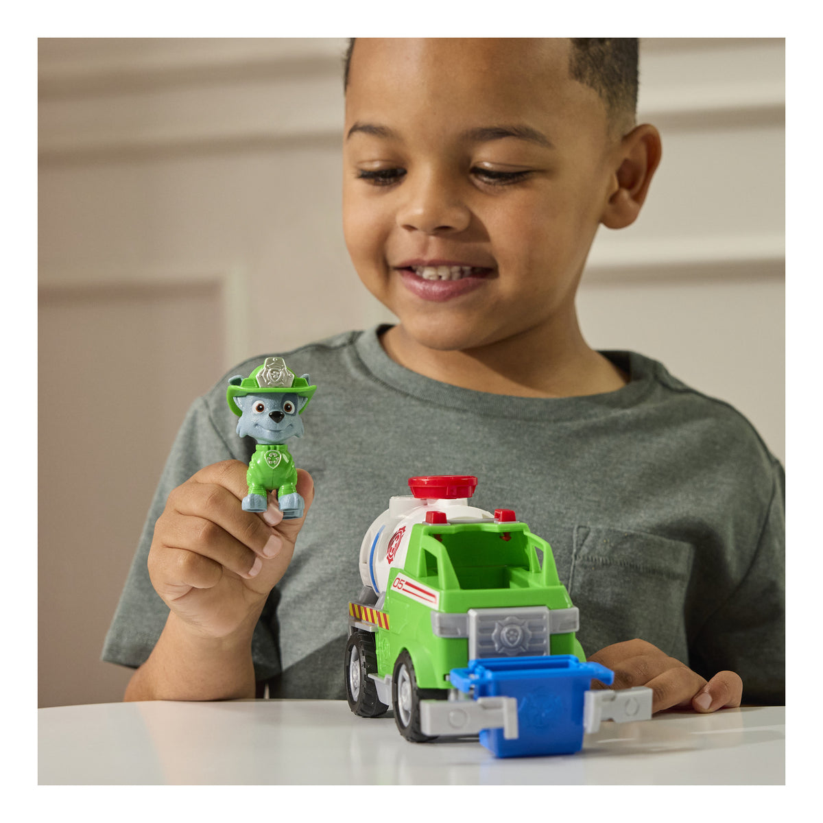 Paw Patrol – Fire Rescue Themed Vehicle Rocky Playset – 231 6072642 (10)