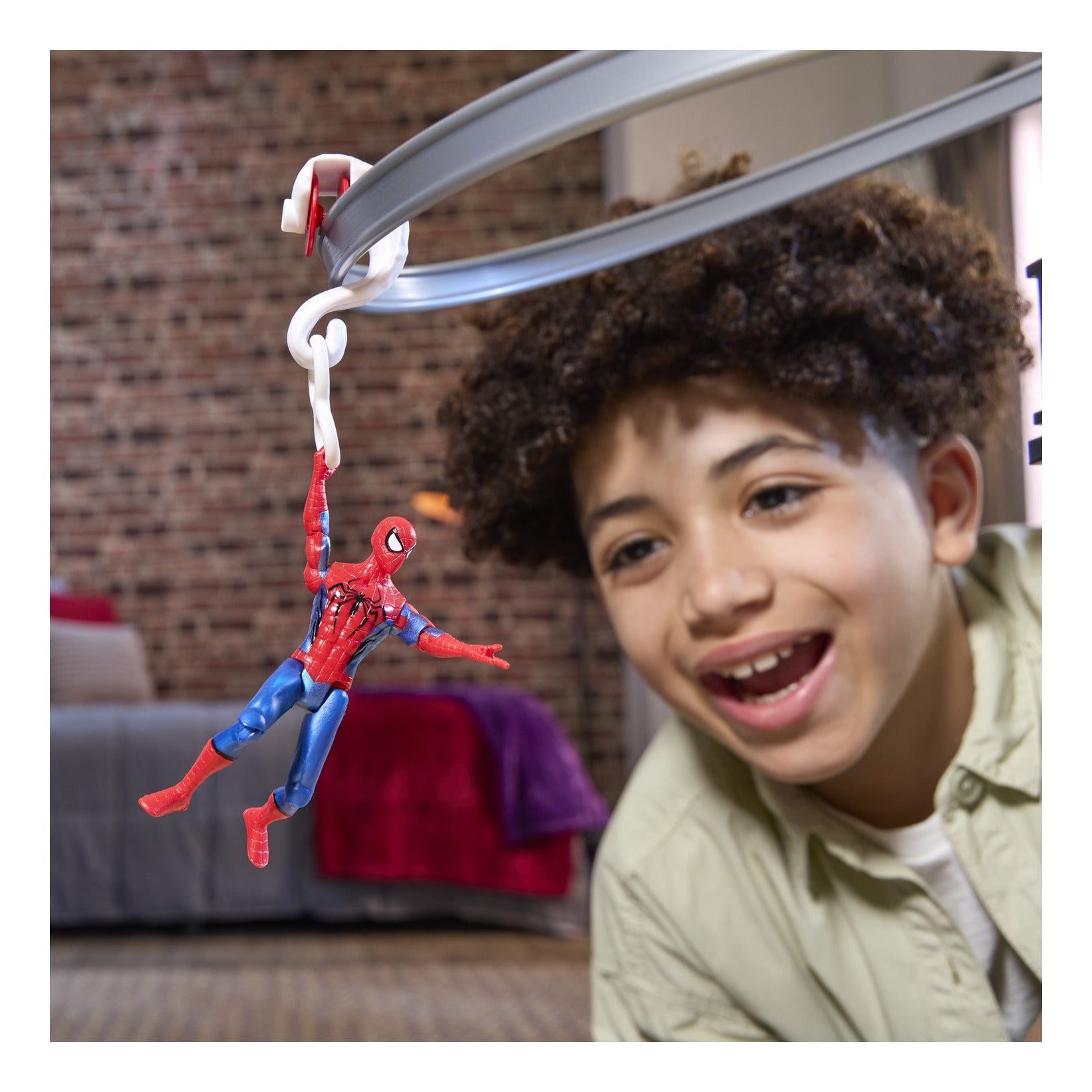 Hasbro Marvel Spider-Man Web Slinging City Playset