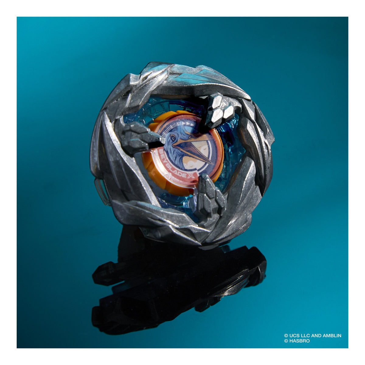 ** Beyblade X Jurassic World Collab Multipack