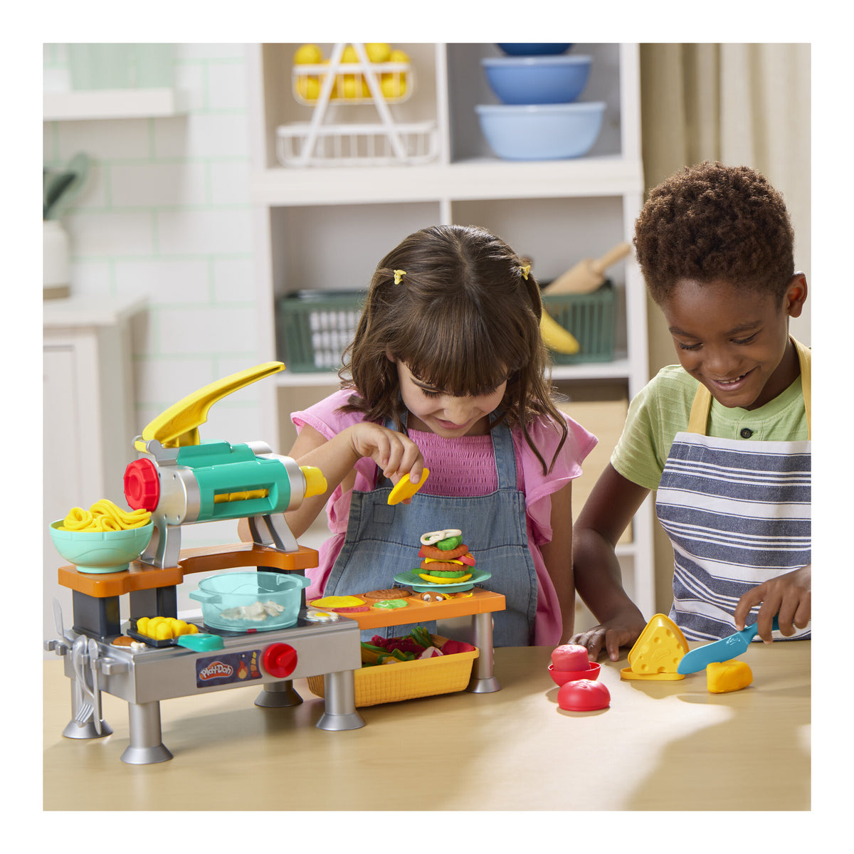 Play-Doh Super Sizzlin' Kitchen Playset with Real Cooking Sounds