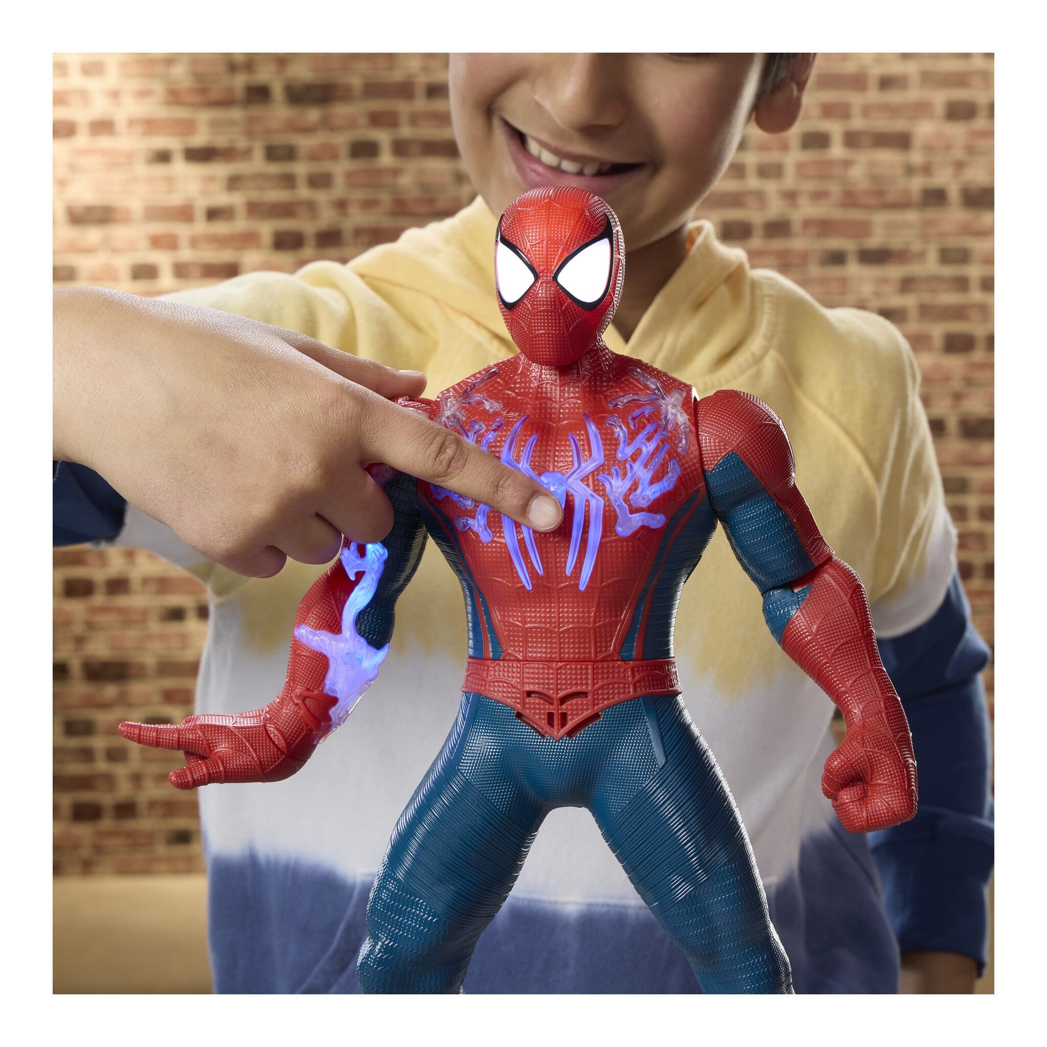 Marvel Spider-Man Brand New Day Power-Charge Spider-Man Action Figure 36.8cm