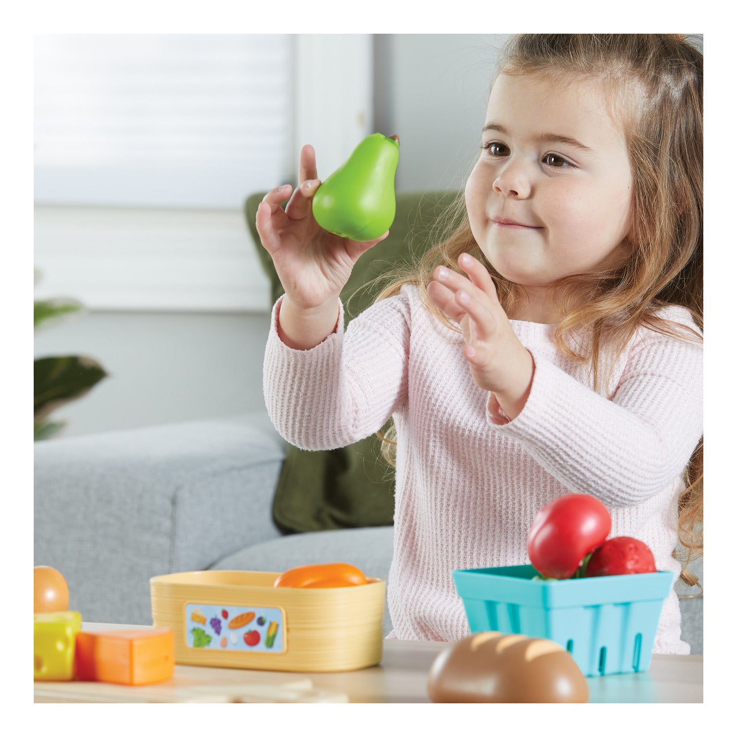 Learning Resources New Sprouts Farm-to-Table Fresh Market 27-Piece Play Food Set