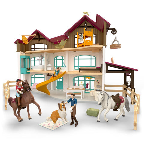 Schleich HORSE CLUB Lakeside Villa & Paddock Playset