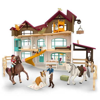 Schleich HORSE CLUB Lakeside Villa & Paddock Playset