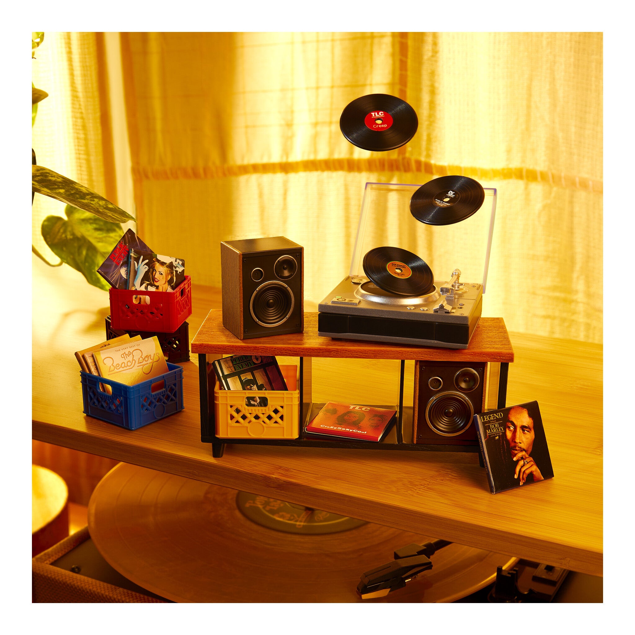 MGA's Miniverse Real Music Record Player Set