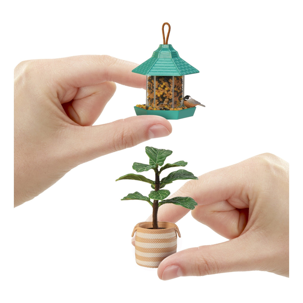 MGA's Miniverse Make It Mini Lifestyle Home Series 1 Mystery Capsule