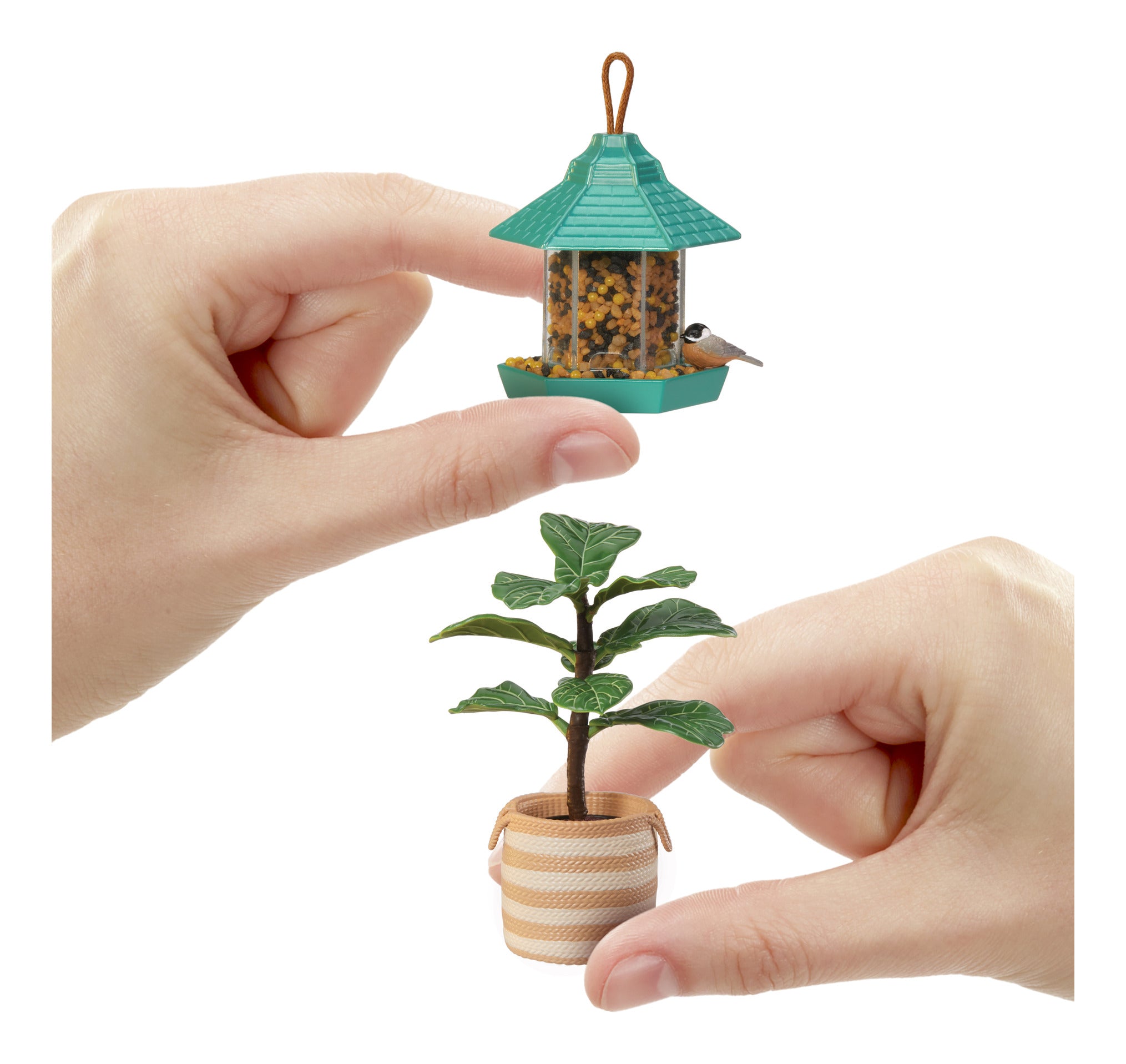 MGA's Miniverse Make It Mini Lifestyle Home Series 1 Mystery Capsule