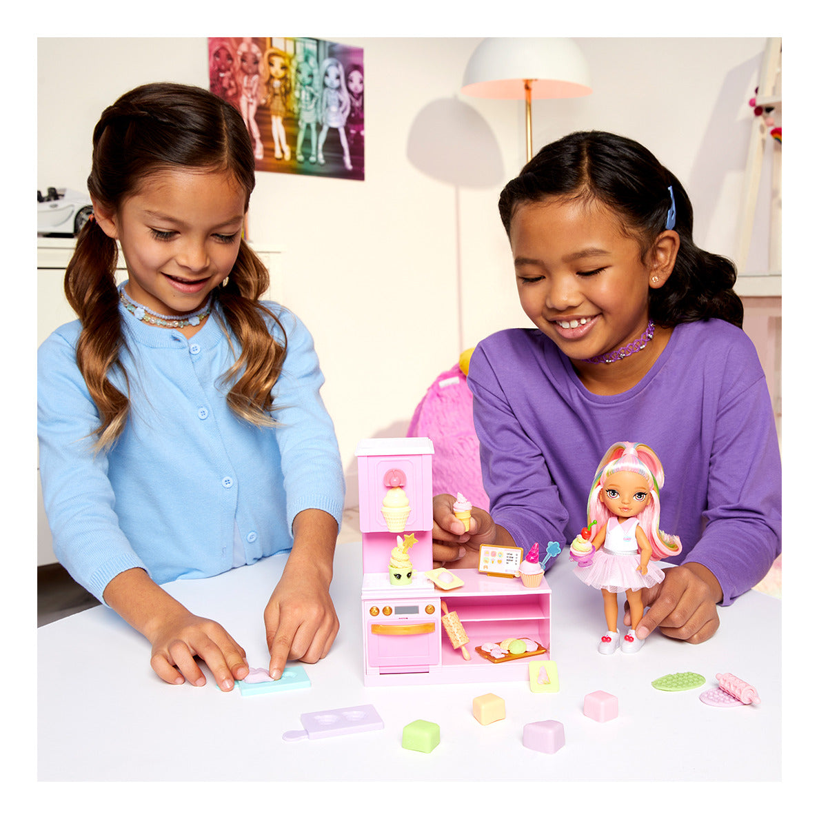 Rainbow High Littles Dessert Shop Playset with Kandy Doll
