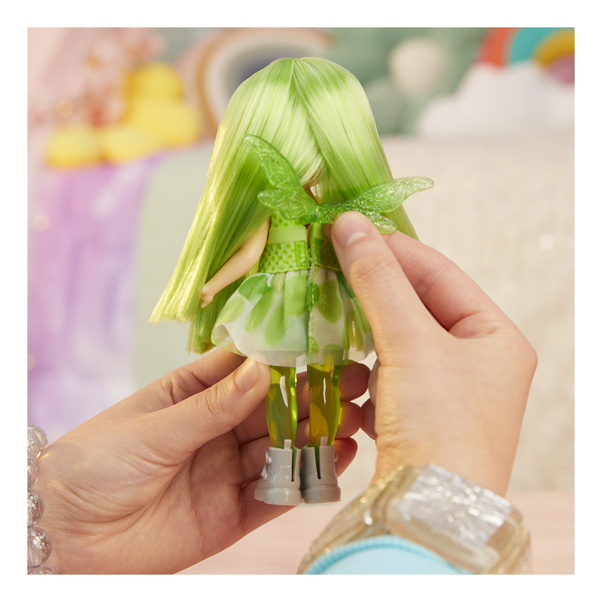 ** Rainbow High Littles Fantasy Fairies - Emerald