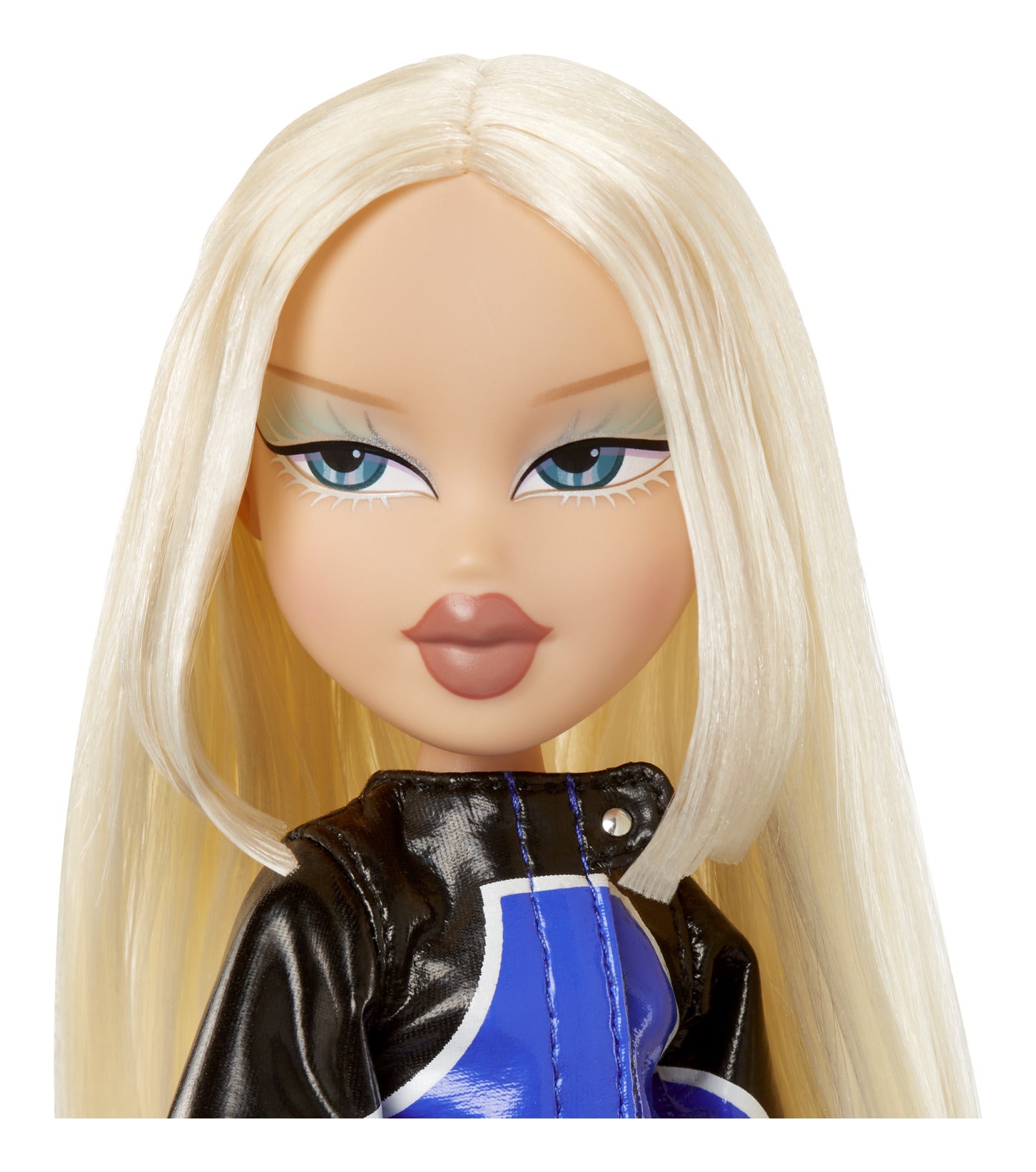 Bratz Scorchin’ Cloe Fashion Doll with Accessories