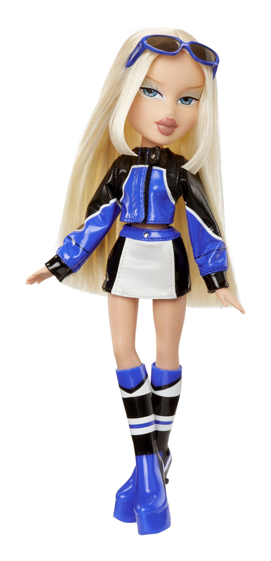 Bratz Scorchin’ Cloe Fashion Doll with Accessories
