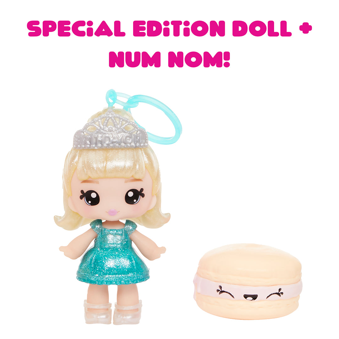 Yummiland Cupcake Beauty Bag Playset with Callie Lip Gloss Doll