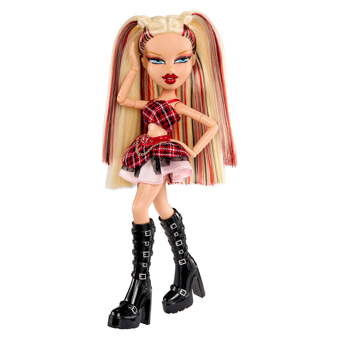 Bratz Pop Starz Cloe Fashion Doll with Accessories