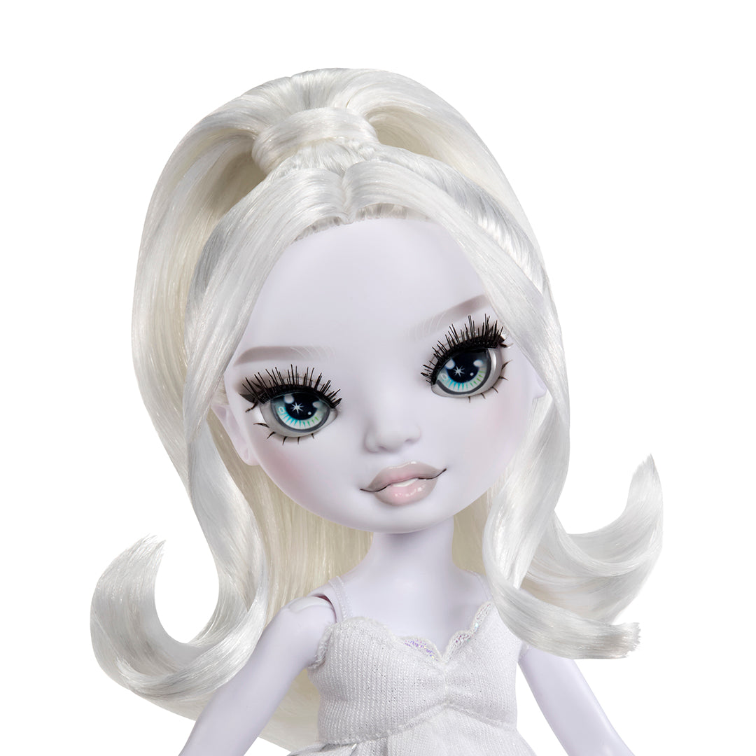 Shadow High Girls’ Night Natasha Zima Fashion Doll