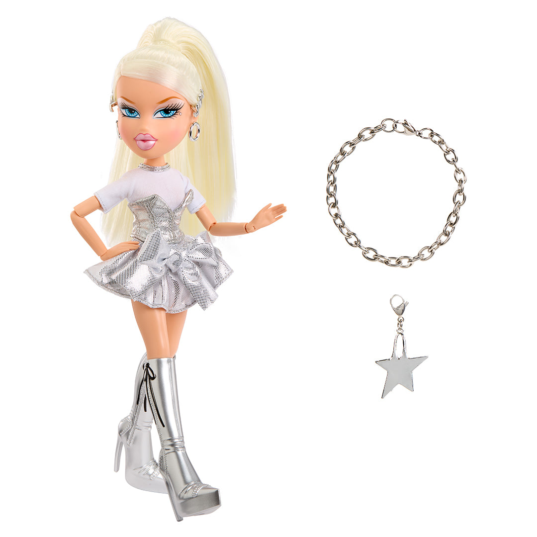 Bratz Stylin' Charmz Cloe Fashion Doll with Collectible Charm