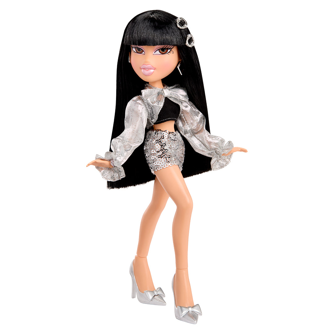 Bratz Charmz Jade Fashion Doll with Charm Bracelet
