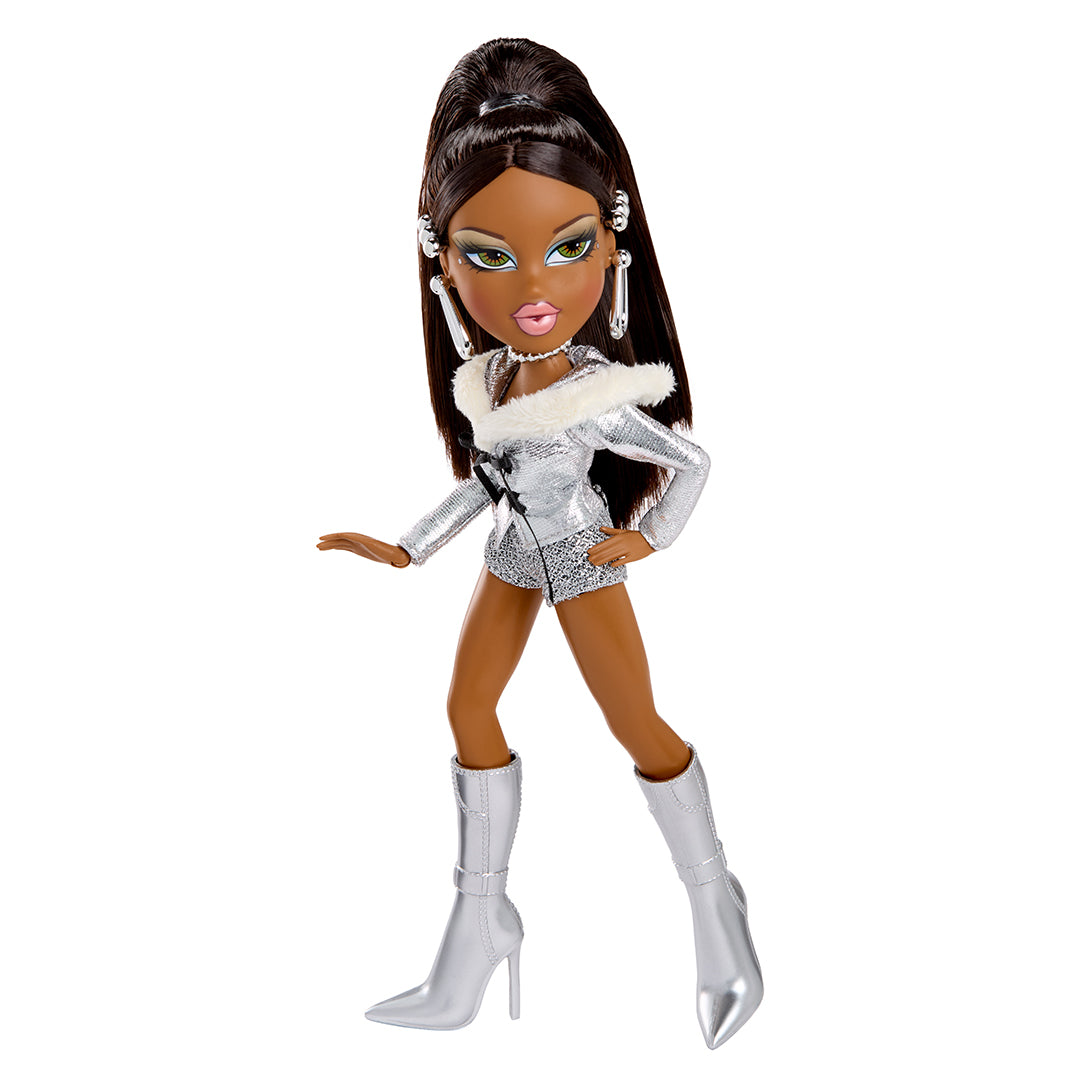 Bratz Charmz Sasha Fashion Doll with Collectible Bracelet and Charm