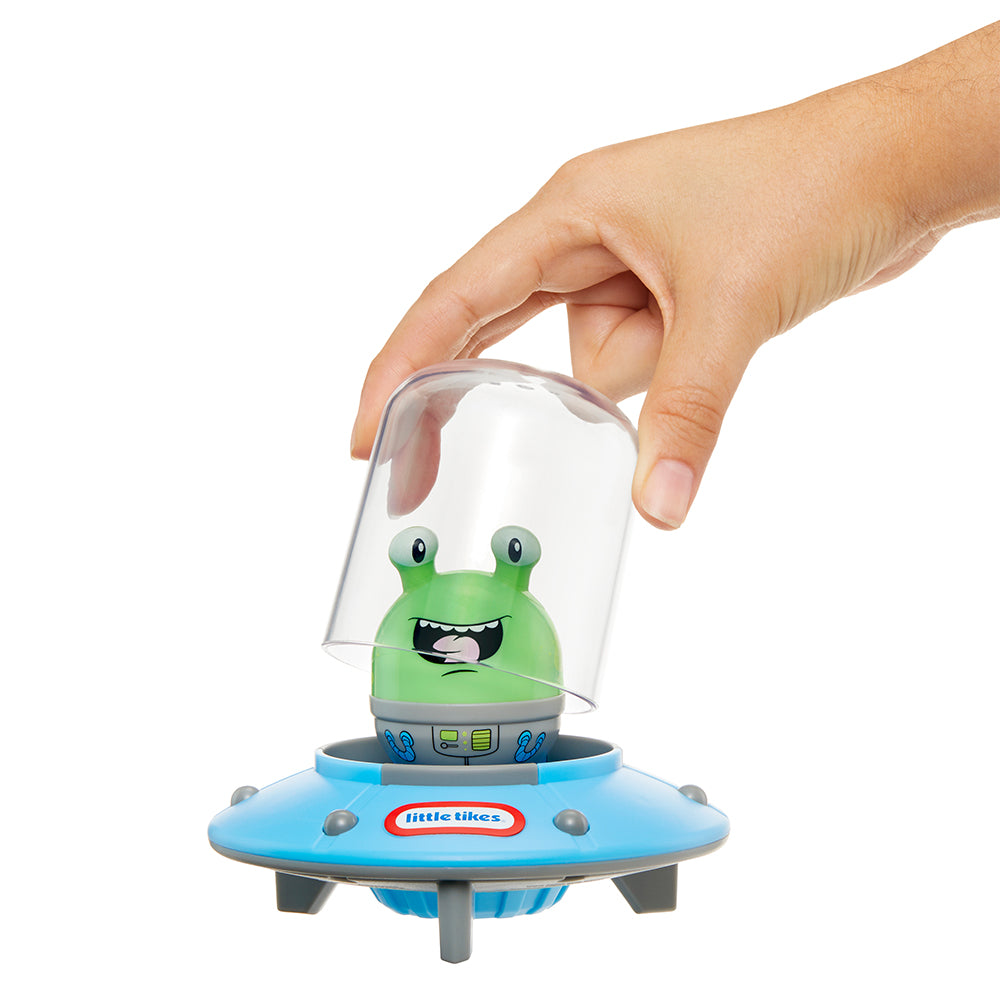 Little Tikes Toddle Tots Far Out Farm Playset with Spaceship and 3 Figures