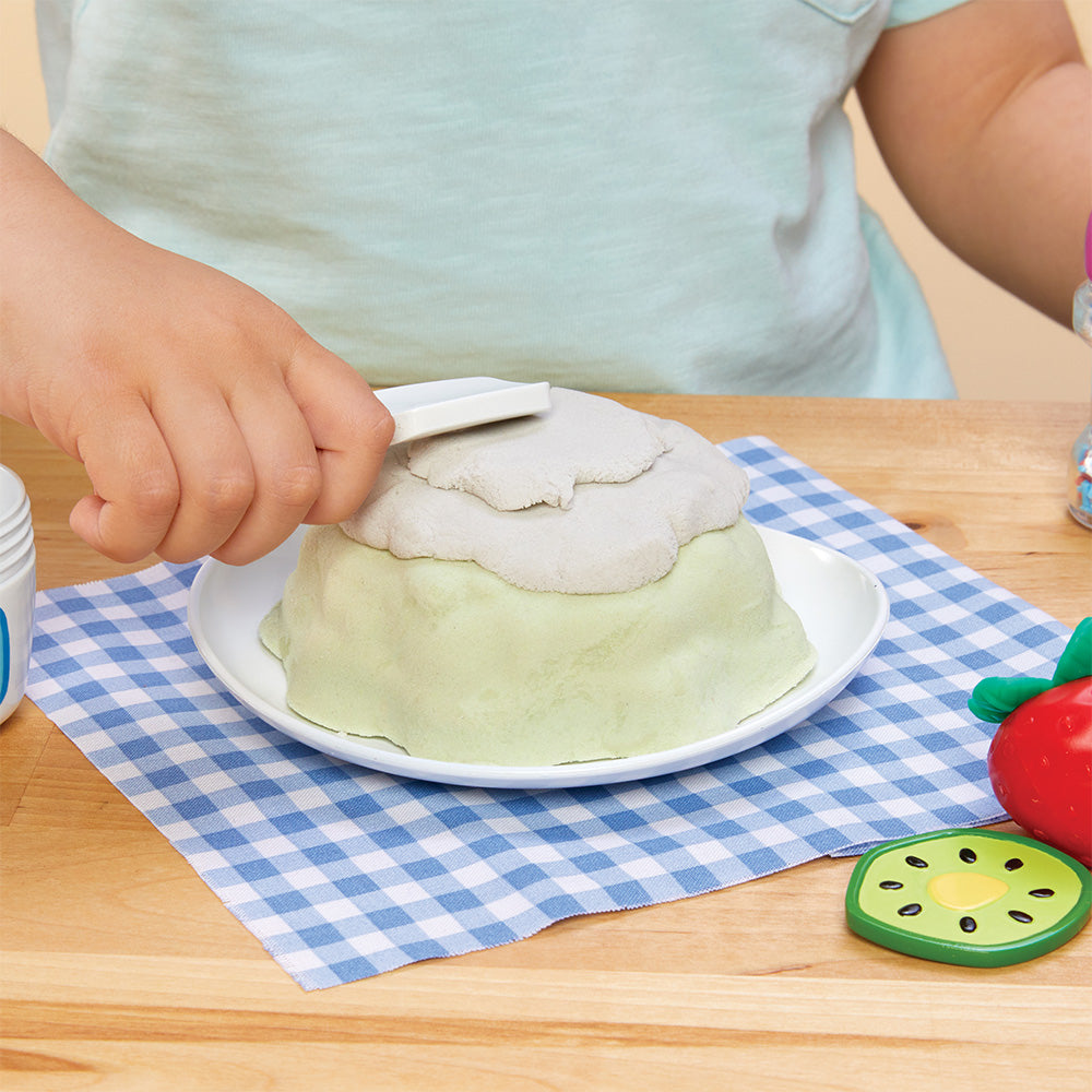 Little Tikes Creative Chefs Bluey Pavlova Cake Kit