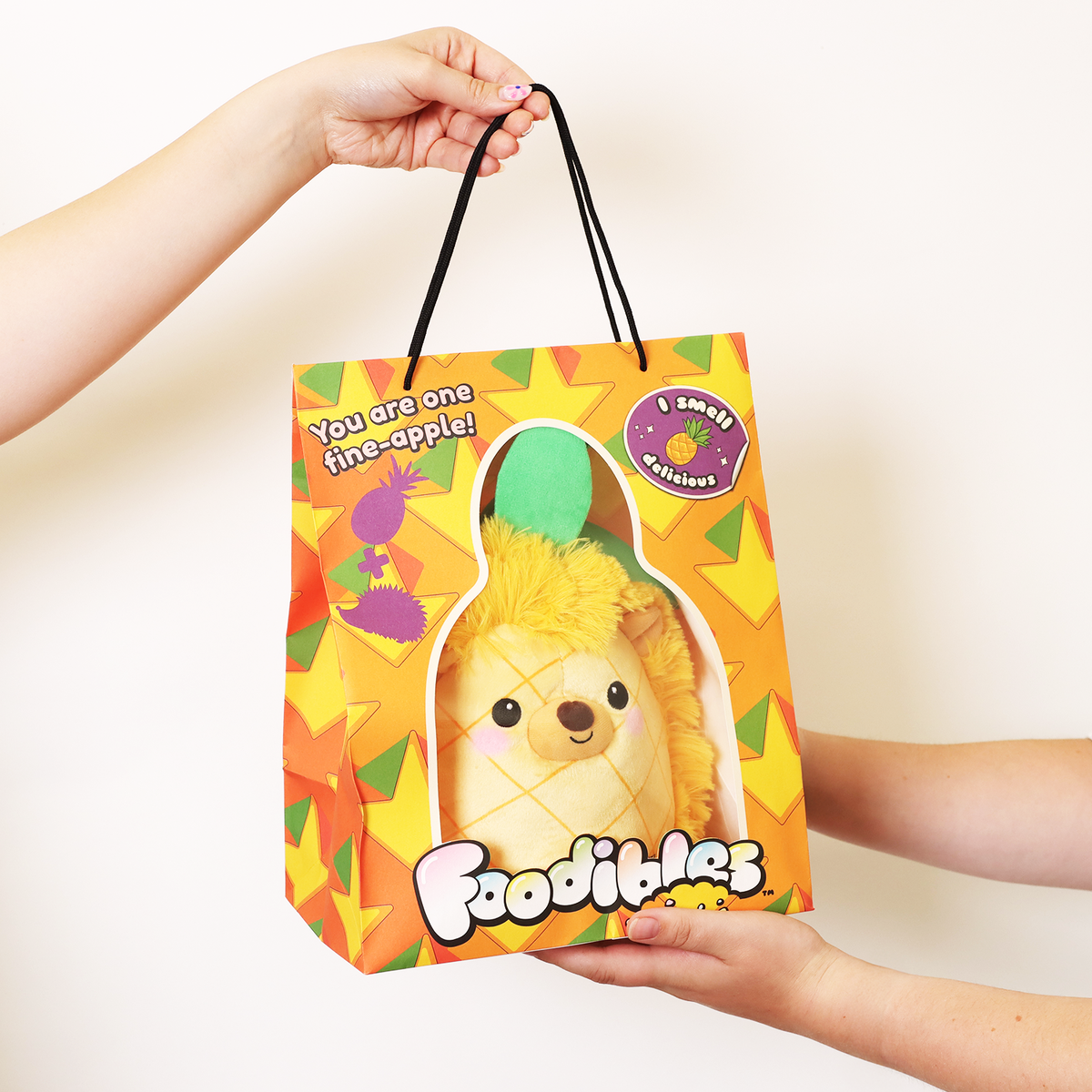 ** Foodibles S1 Lrg Scent Plushies Pinapple H/Hog