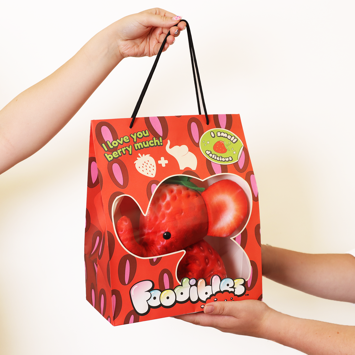 ** Foodibles S1 Lrg Plushies Strawberry Elephant