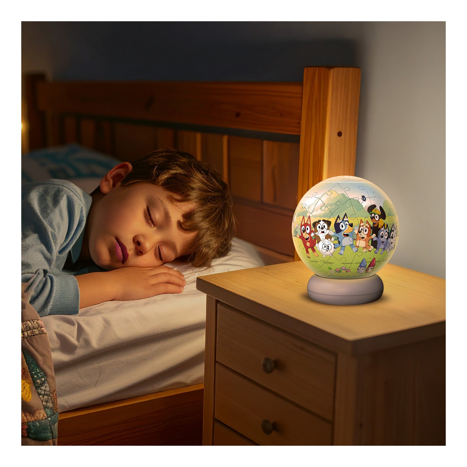 Ravensburger Bluey 3D Puzzle Ball Night Light – 72 Pieces