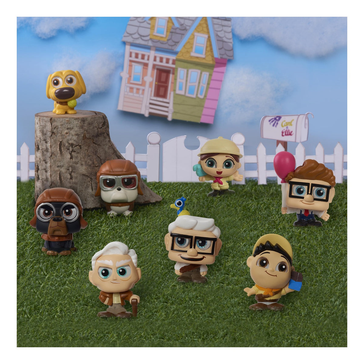* Disney Doorables Up Collection Peek