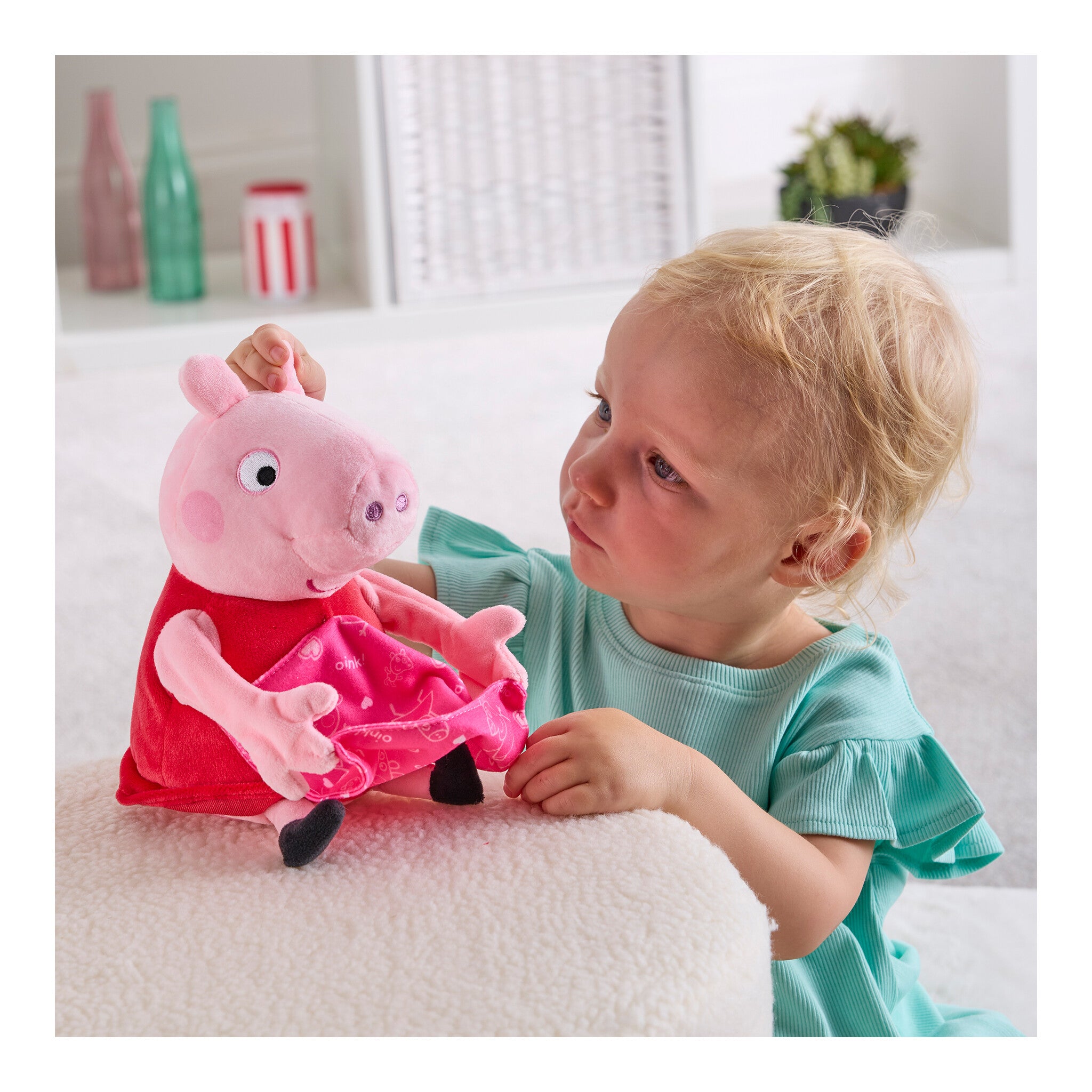 Peppa Pig Peek-A-Boo Peppa Interactive Plush Toy