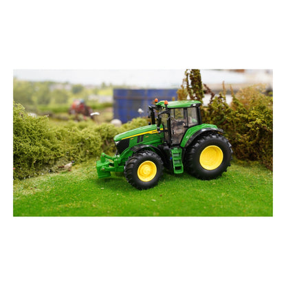 Britains John Deere 6M 240 Tractor 1:32 Scale