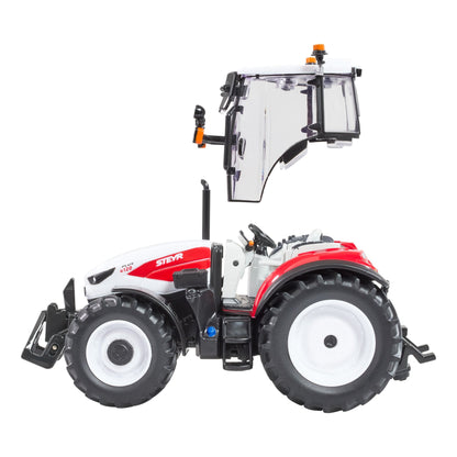 Britains Steyr Plus 4120 Tractor 1:32 Scale
