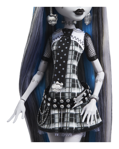 ** Monster High Reel Drama Frankie Doll