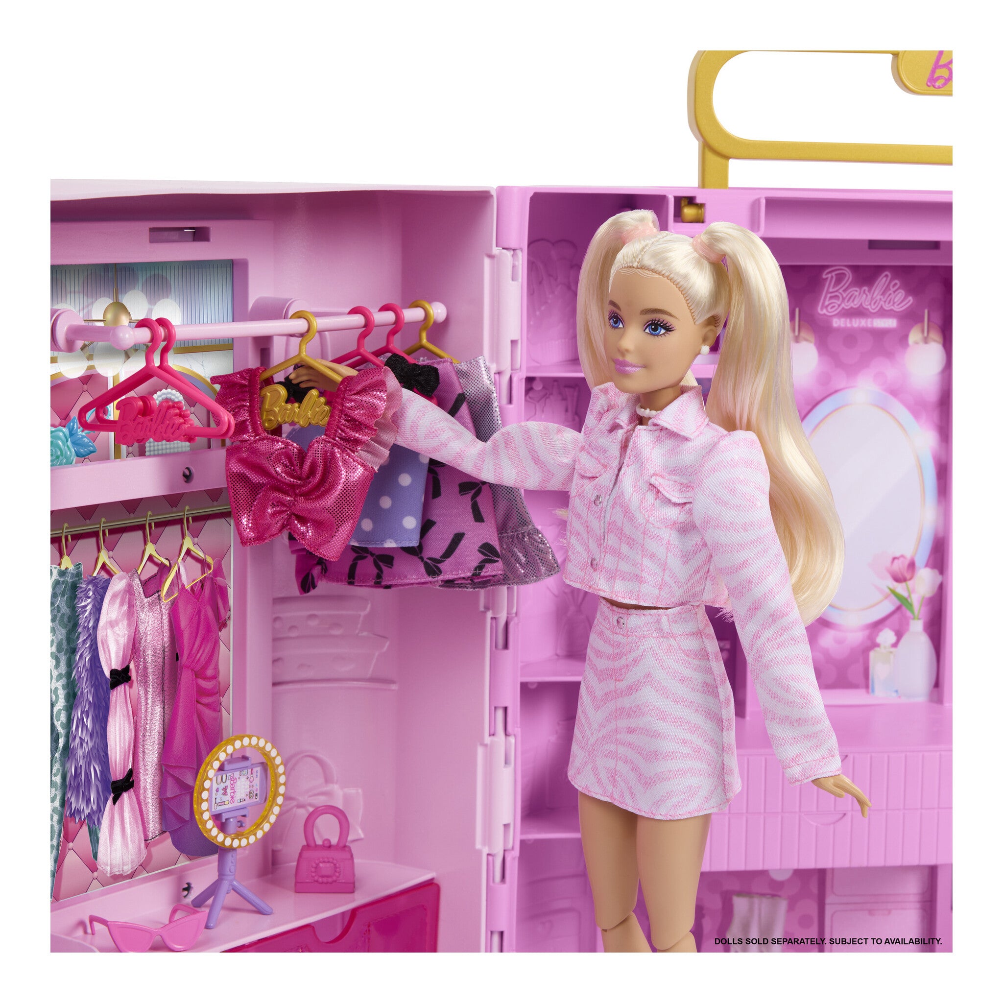 Barbie Deluxe Style Closet Playset with Spin & Style Dressing Room