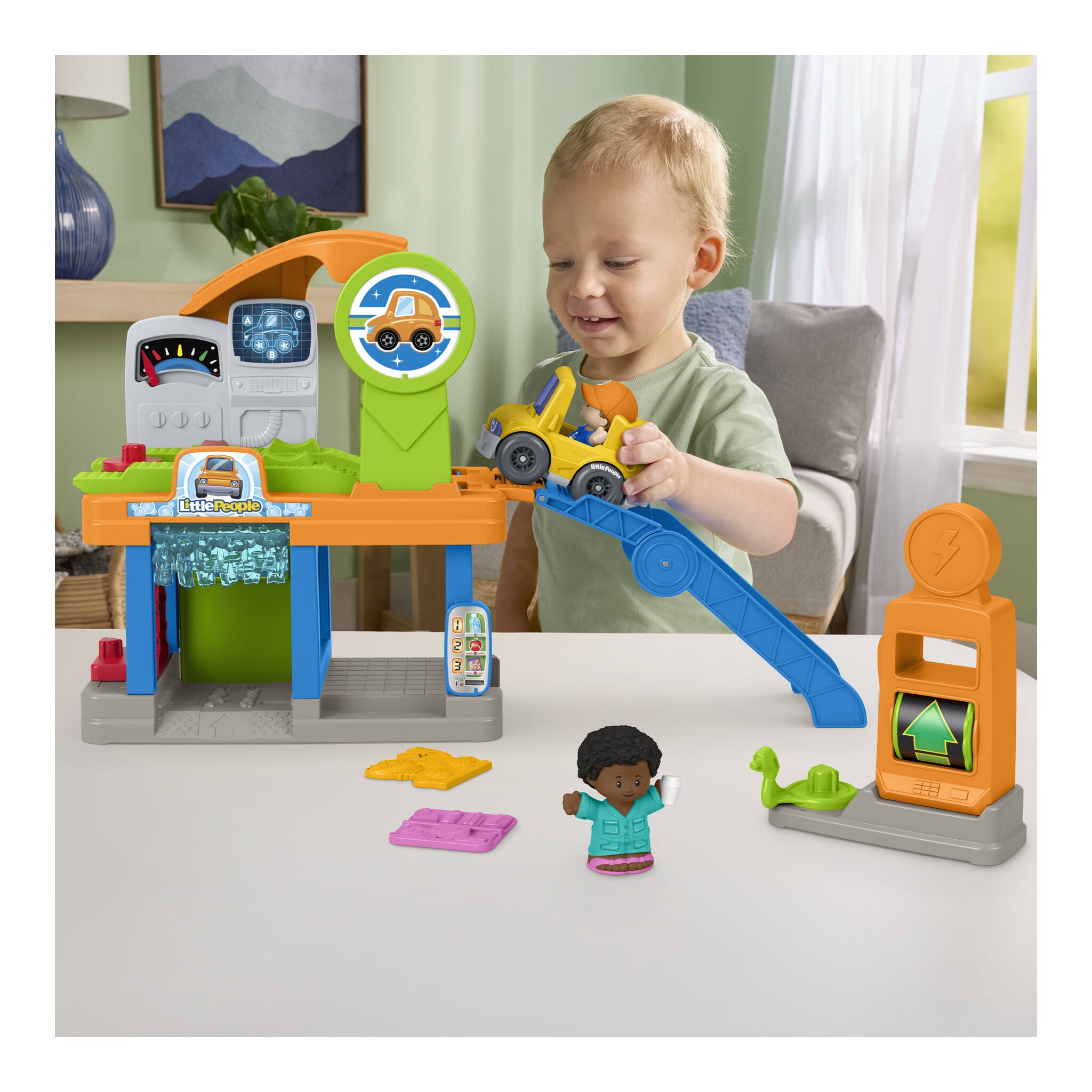 Fisher-Price Little People Fillin’ Fun Service Station Playset