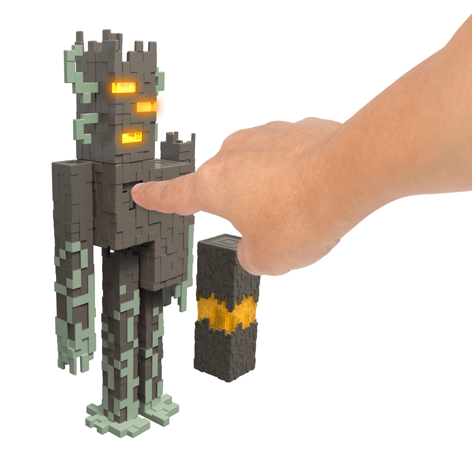 Minecraft The Creaking Interactive Action Figure with Heart Accessory