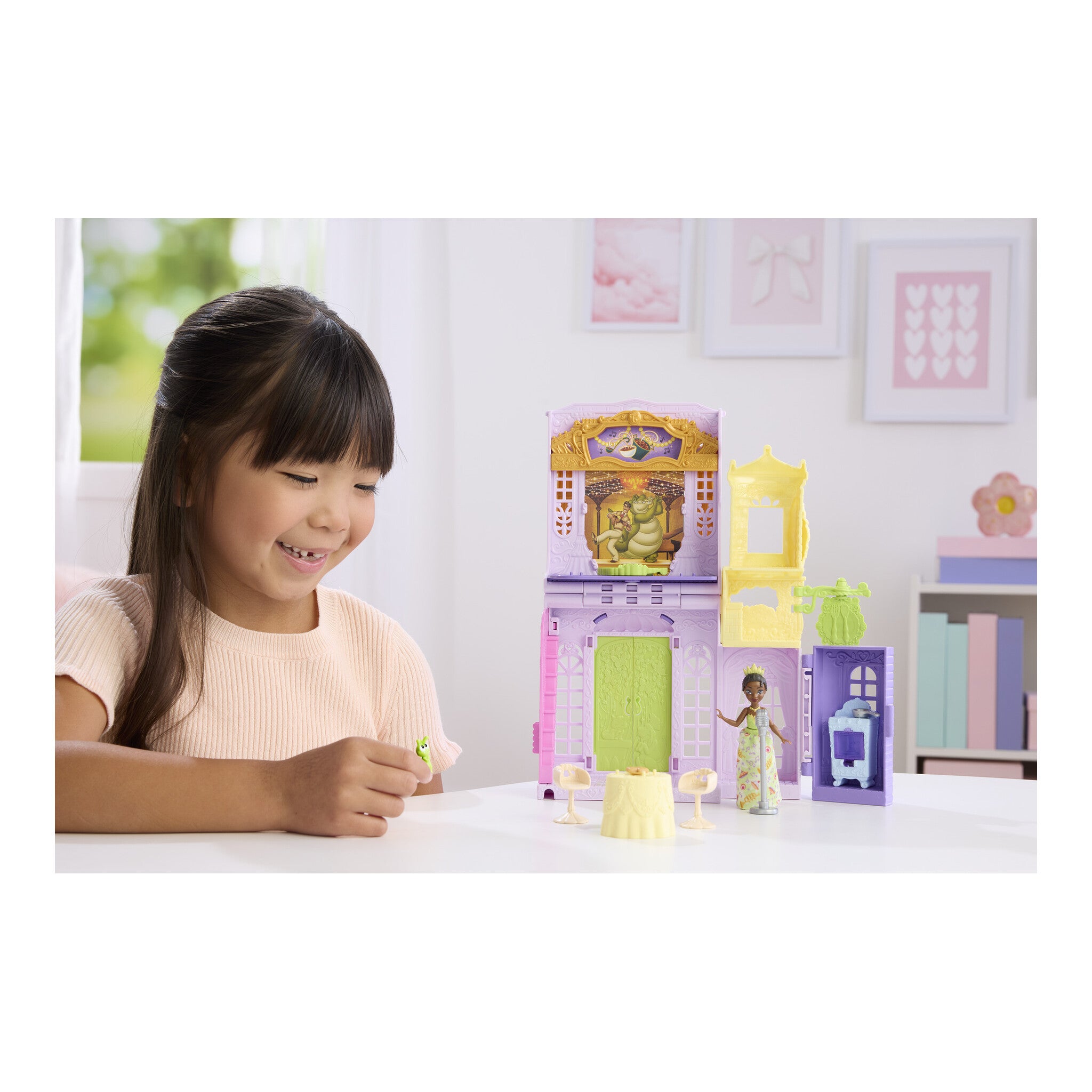 Disney Princess Tiana's Palace Restaurant Small Doll Playset