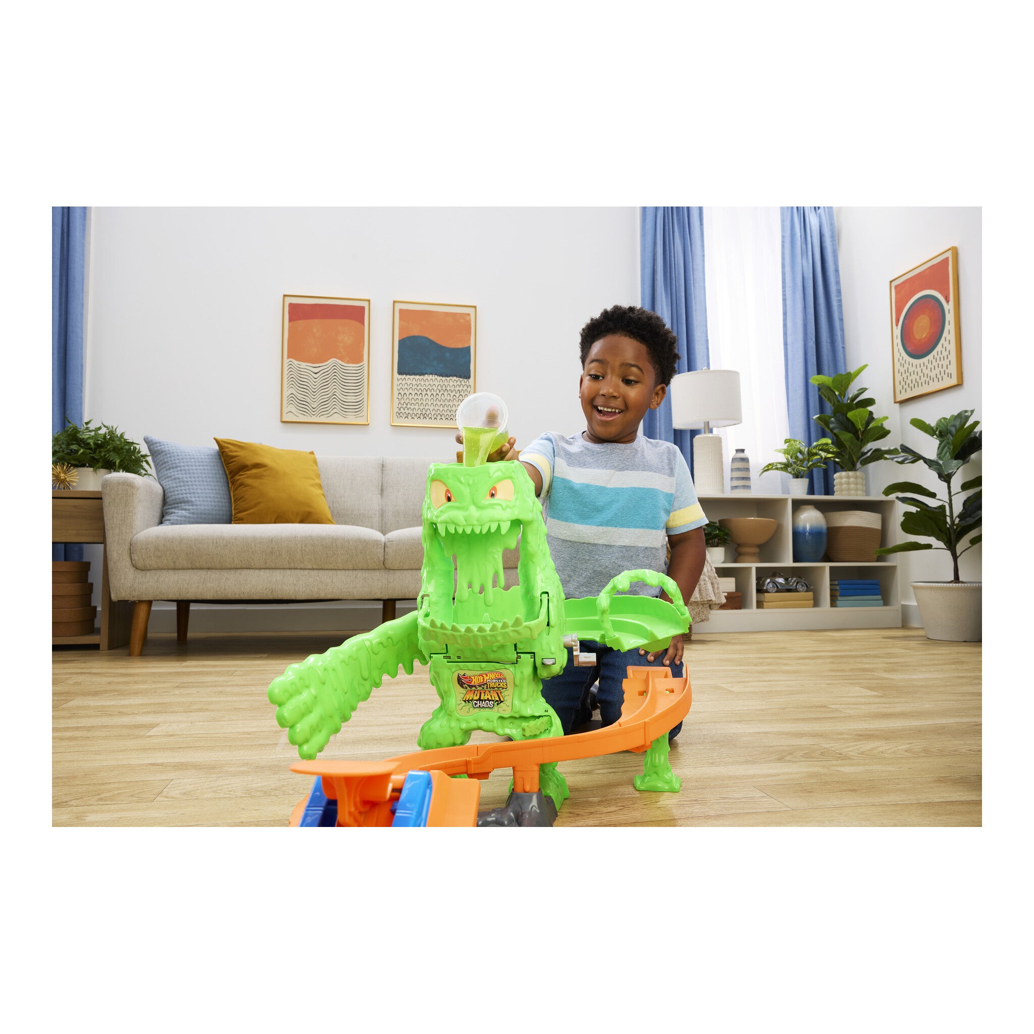 Hot Wheels Monster Trucks Mutant Chaos Ooze Monster Playset