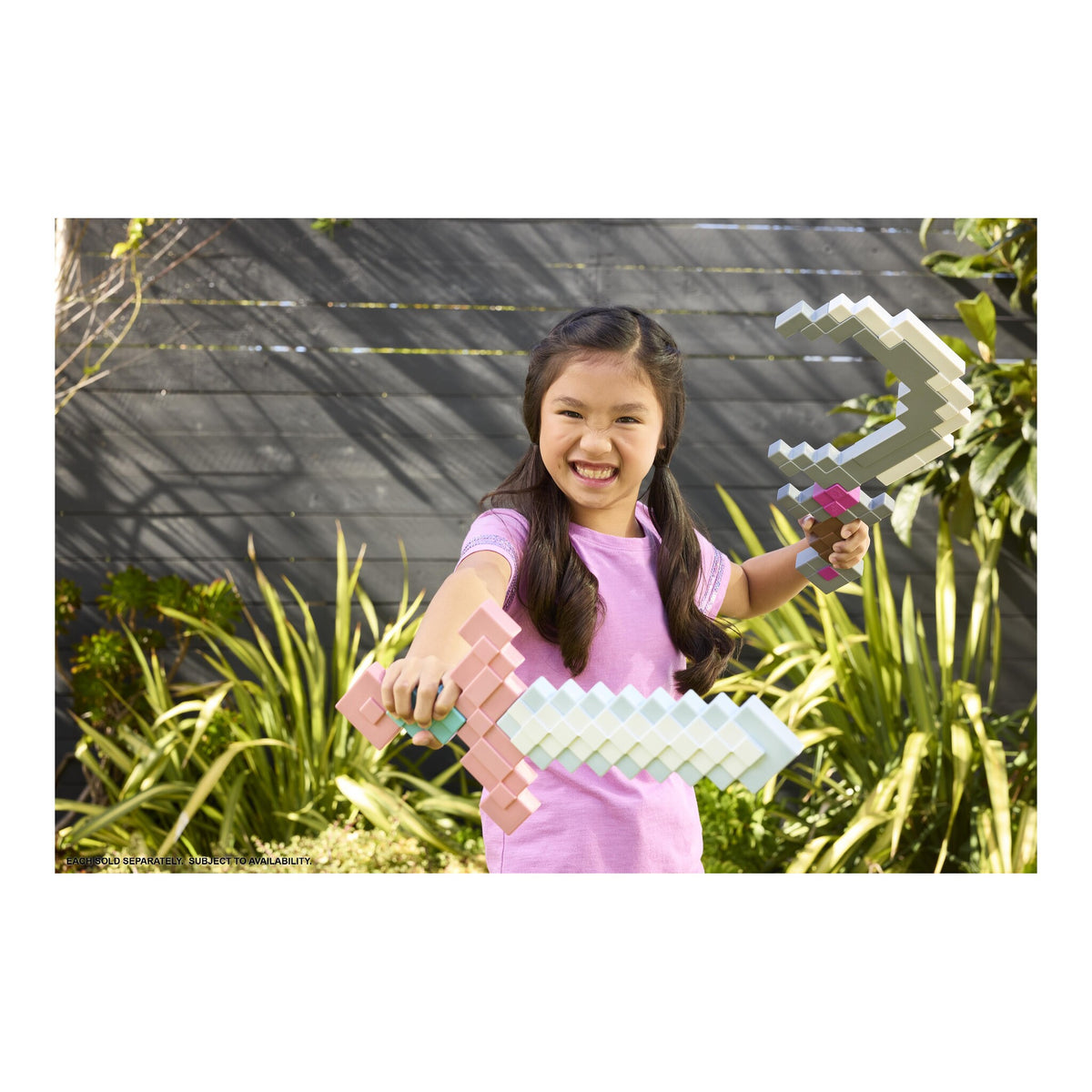 Minecraft Spicewood Moon Blade Role-Play Toy