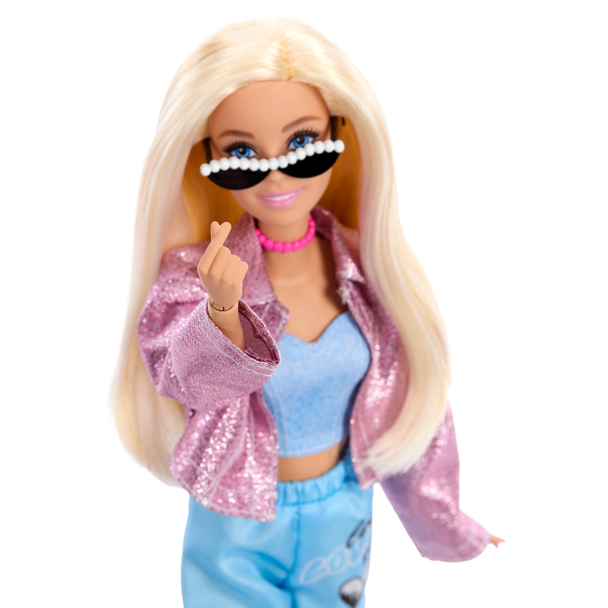 Barbie Deluxe Style You Create Fashion Doll with 4 Fashions and Colour-Changing Hair