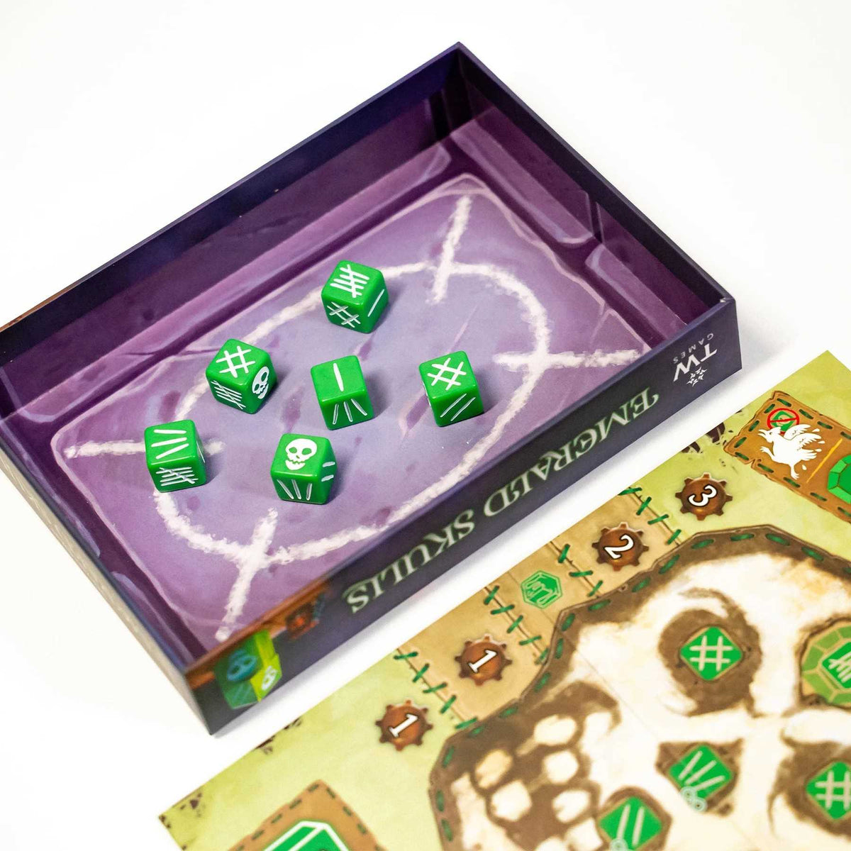Thunderworks Games Emerald Skulls