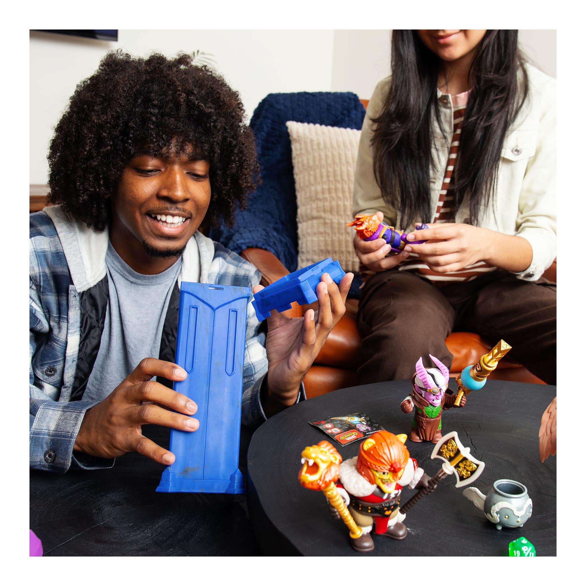 Dungeons & Dragons Questers Adventurer Characters Blind Pack 3.75-Inch Buildable Figure