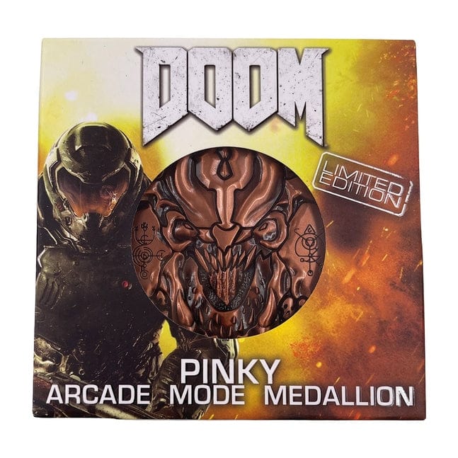 MEDALLION DOOM PINKY 5060662466762
