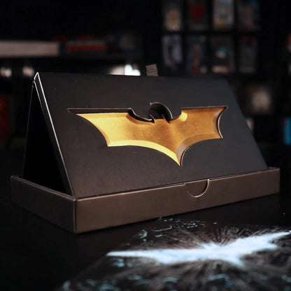 The Dark Knight Replica Batman Batarang Limited Edition 5060948290647