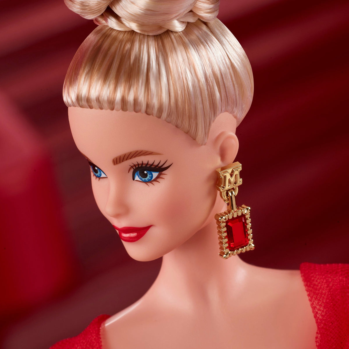 Barbie Mattel 80th Anniversary Blonde Doll