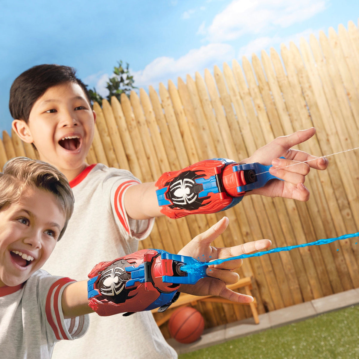J! Spiderman Real Webs Ultimate Web Blaster 5010996166777