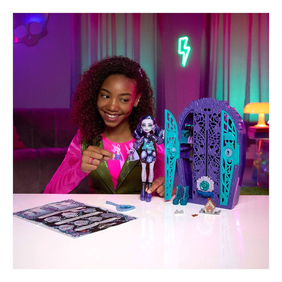 * Monster High Skulltimate Secrets - Twyla 194735255436