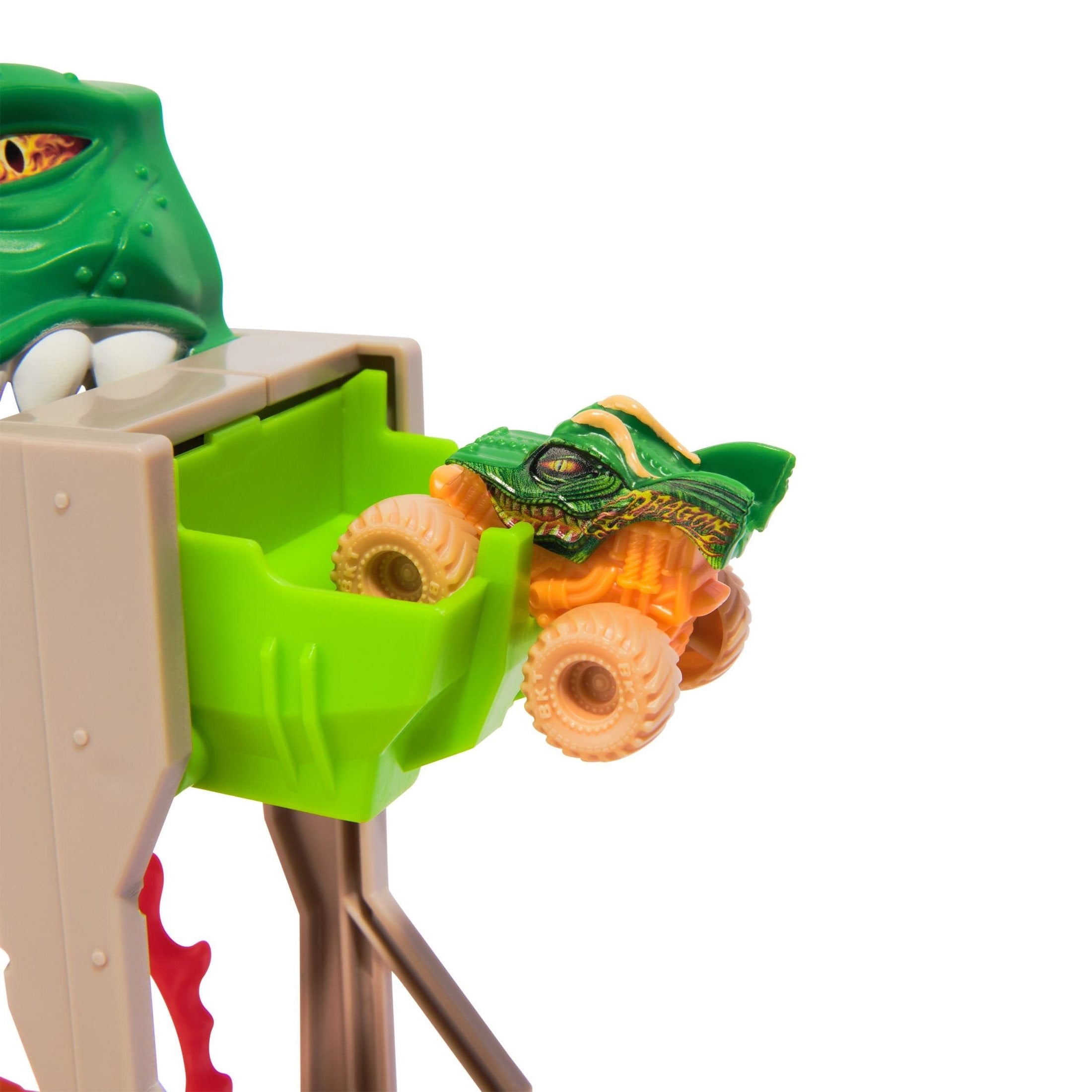 Monster Jam Dragon Dungeon of Doom 681147012547