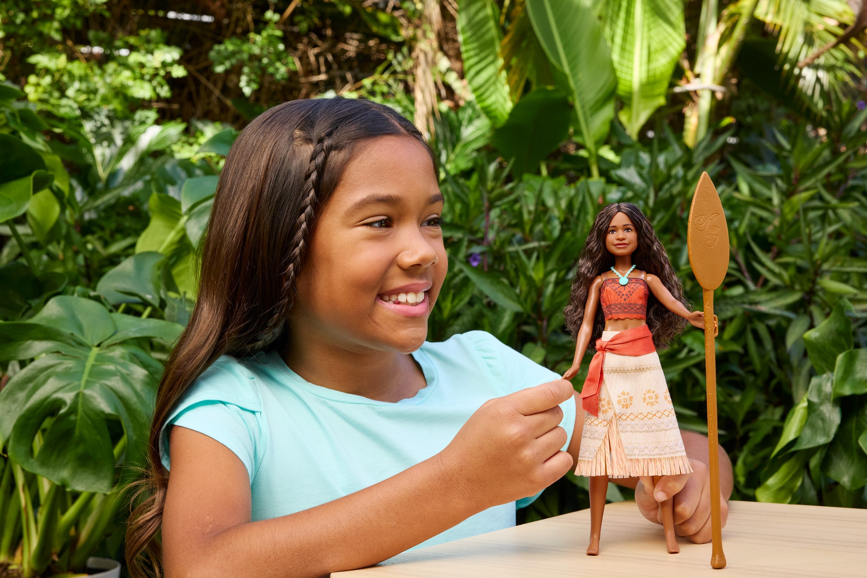 Disney Moana Live-Action Singing Fashion Doll 194735368006