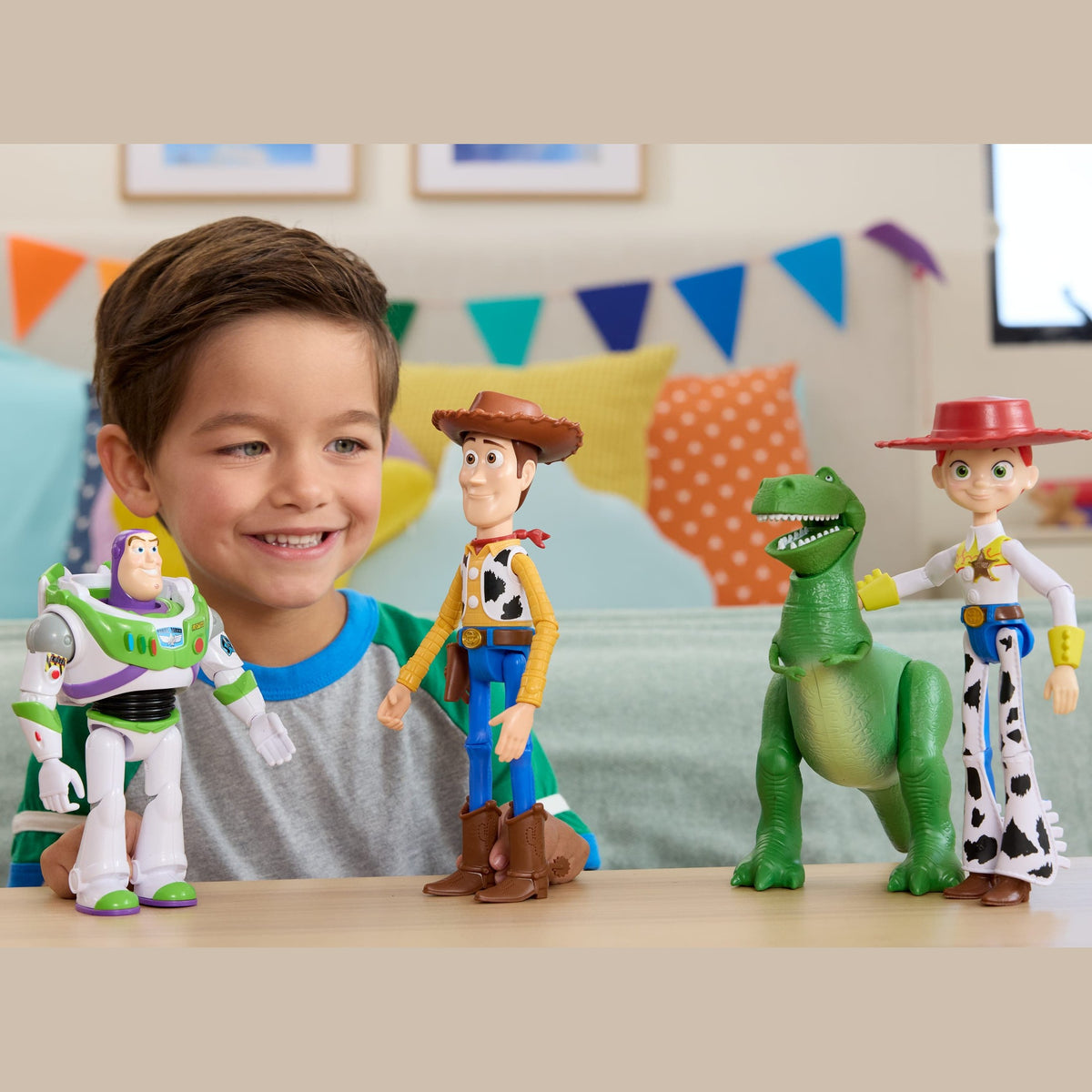 Mattel Disney Pixar Toy Story 5 Buzz Lightyear 7-Inch PlayScale Figure 194735356546