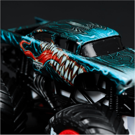 Monster Jam: 1:64 Die-Cast Trucks 2 Pack - Venom vs The Amazing Spider-Man 681147026445