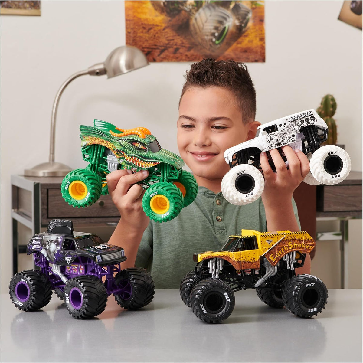 Monster Jam Die-Cast Vehicle 1:24 Scale - Dragon 778988141137